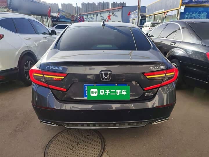 Фото 5 - Honda Accord