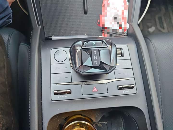 Фото 7 - BYD Qin L