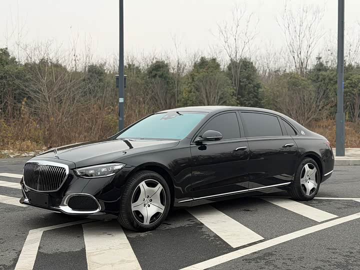 Фото 1 - Mercedes-Benz Maybach S-Class