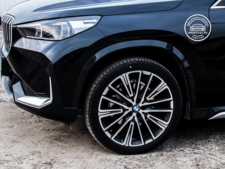 Фото 3 - BMW X1