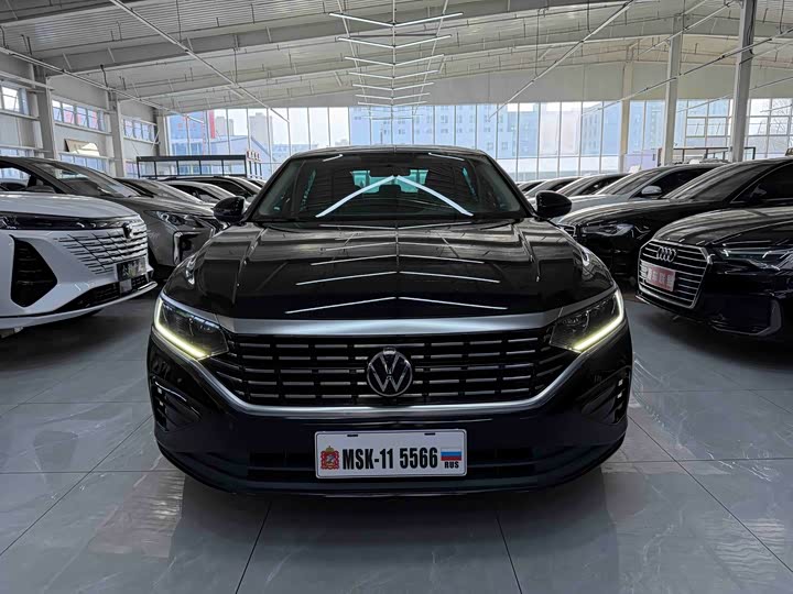 Фото 2 - Volkswagen Passat
