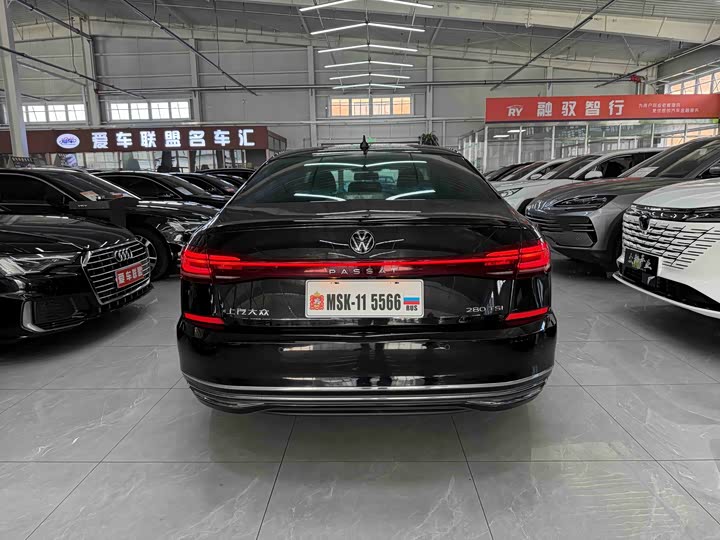 Фото 5 - Volkswagen Passat