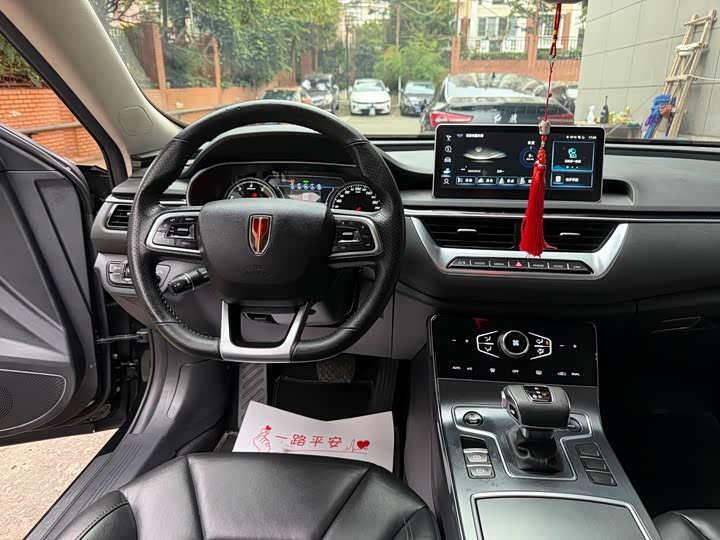 Фото 9 - Hongqi H5