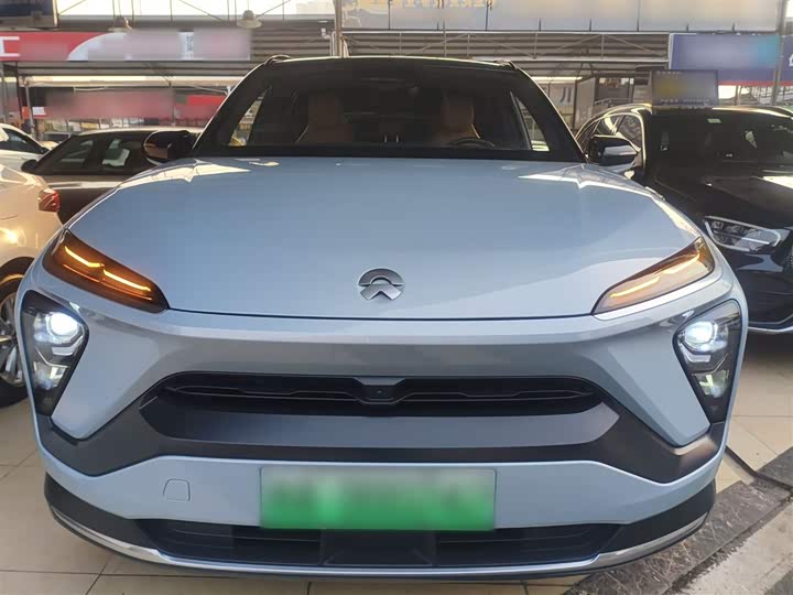 Фото 3 - Nio ES6