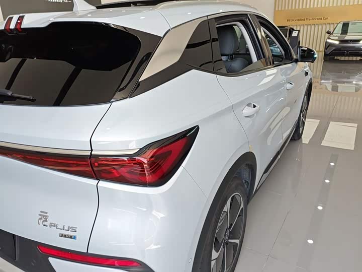 Фото 8 - BYD Yuan Plus