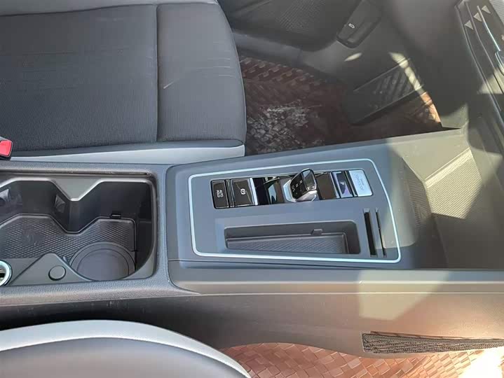 Фото 8 - Volkswagen Golf