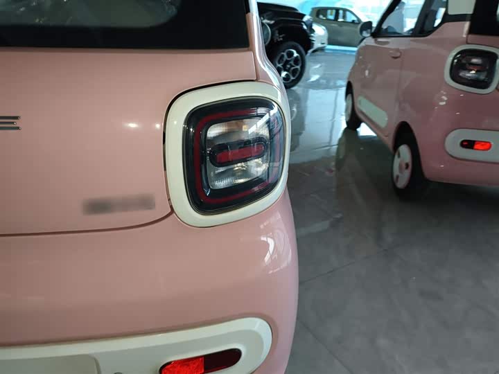 Фото 7 - Bestune Pony