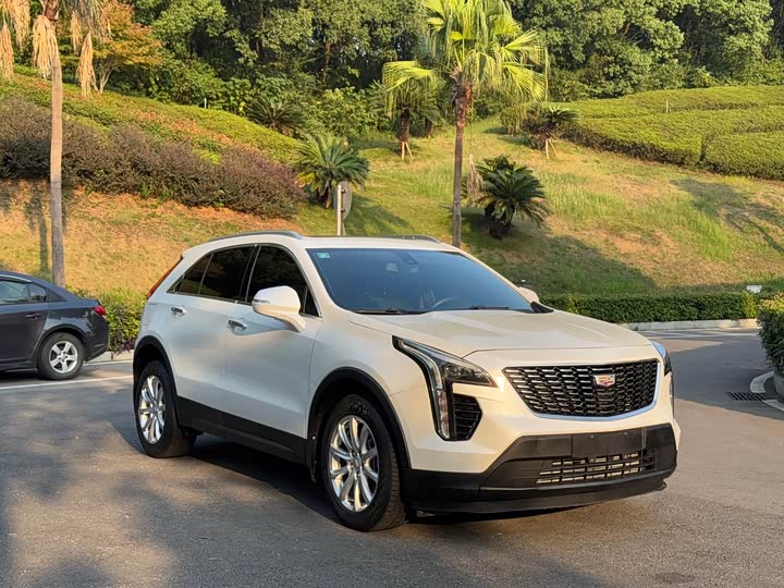 Фото 3 - Cadillac XT4