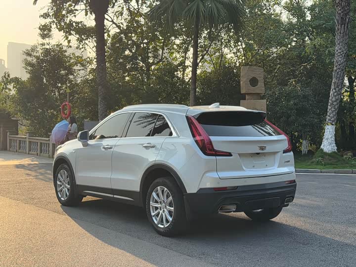 Фото 5 - Cadillac XT4