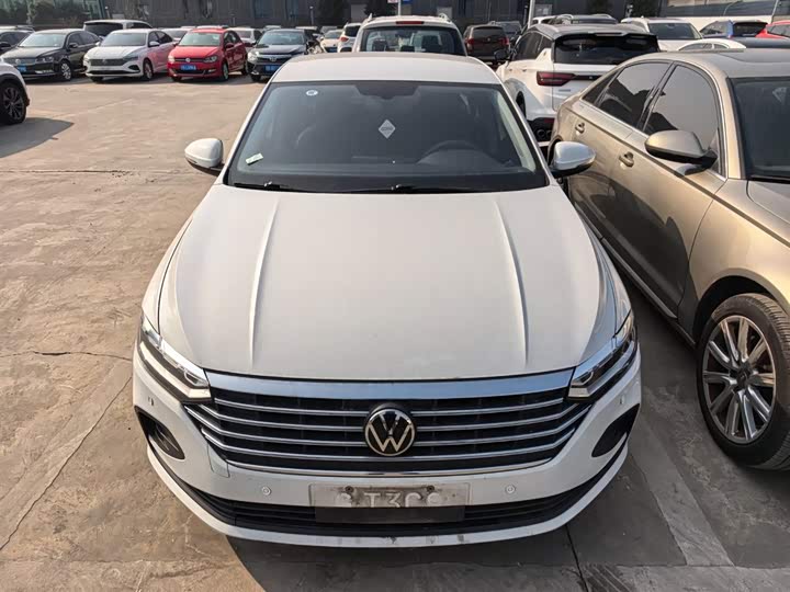 Фото 2 - Volkswagen Lavida