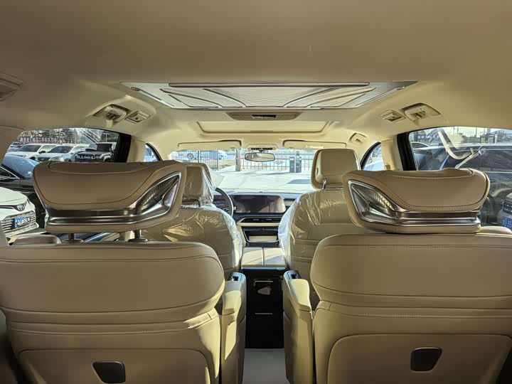 Фото 4 - Buick GL8 Hybrid