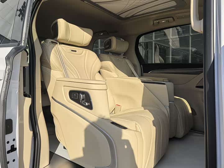 Фото 9 - Buick GL8 Hybrid