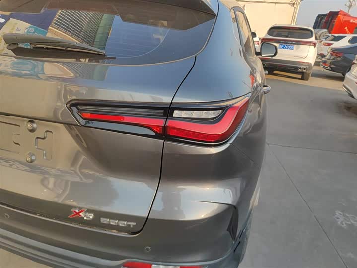 Фото 8 - Changan Oshan X5