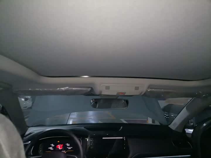 Фото 8 - Volkswagen Tharu