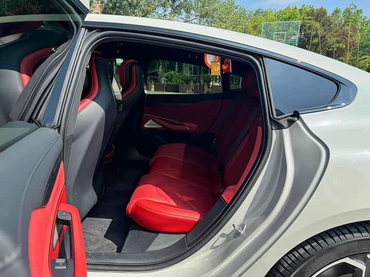 Фото 9 - Xiaomi SU7