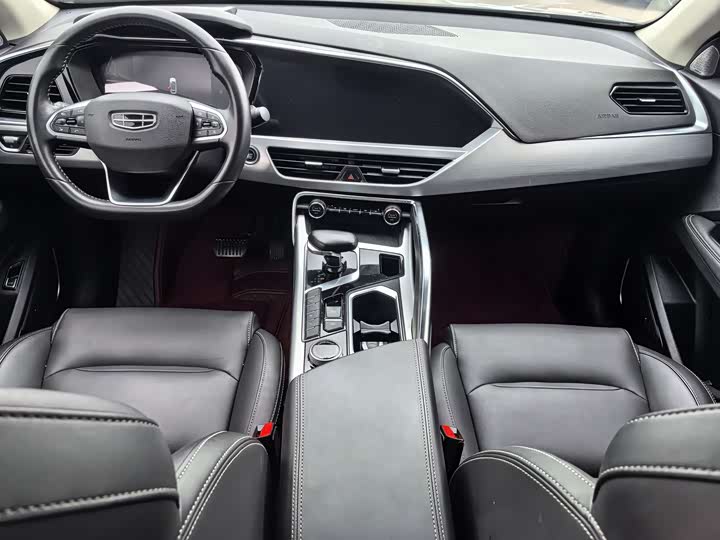 Фото 6 - Geely Tugella