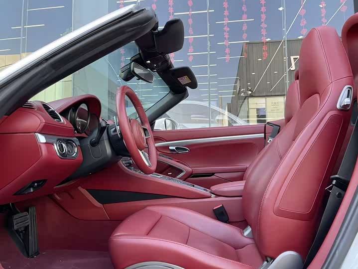 Фото 4 - Porsche 718