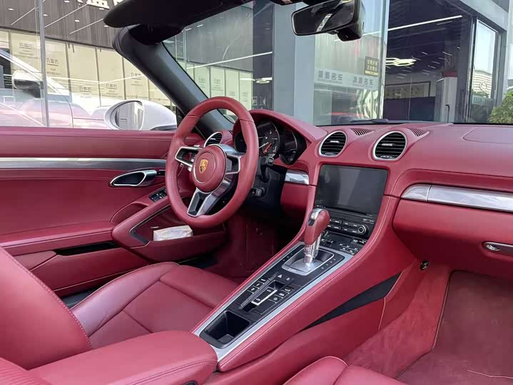 Фото 7 - Porsche 718