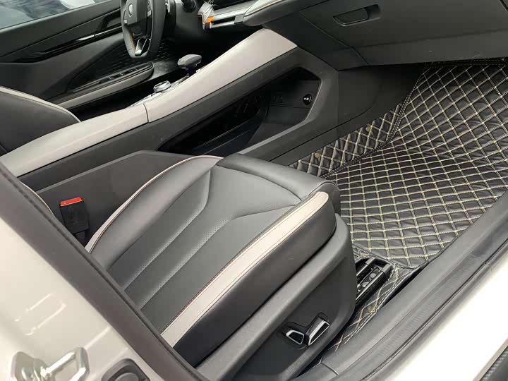 Фото 4 - Volkswagen Lamando L