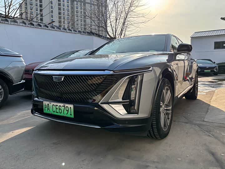 Фото 1 - Cadillac Lyriq