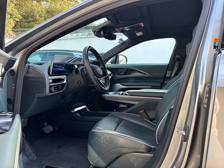 Фото 4 - Cadillac Lyriq