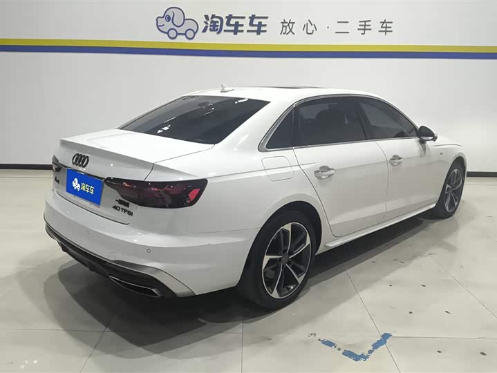 Фото 3 - Audi A4L