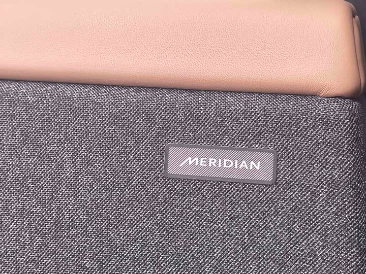 Фото 9 - Land Rover Range Rover Sport