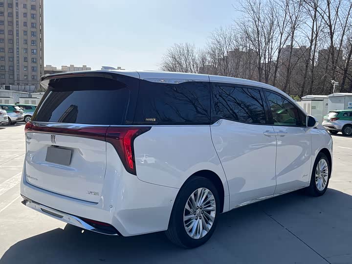 Фото 5 - Buick GL8 Century