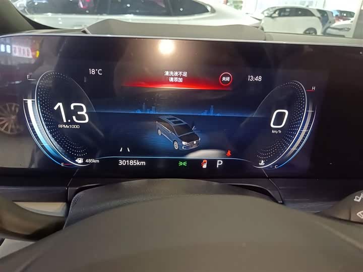 Фото 4 - Buick GL8 ES