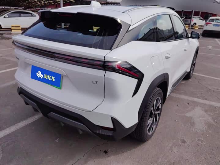 Фото 3 - Geely Galaxy L7