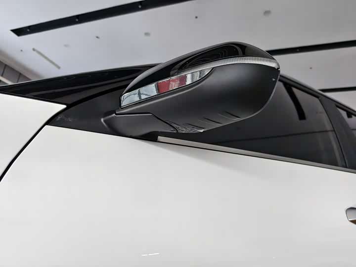 Фото 6 - Kia KX3