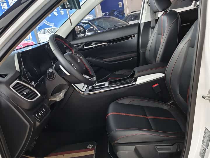 Фото 8 - Kia KX3