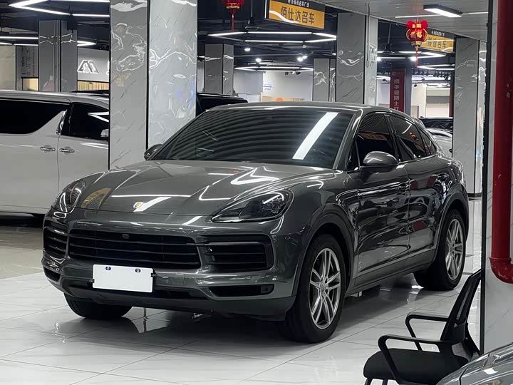 Фото 1 - Porsche Cayenne