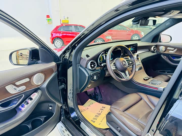 Фото 6 - Mercedes-Benz GLC-Class