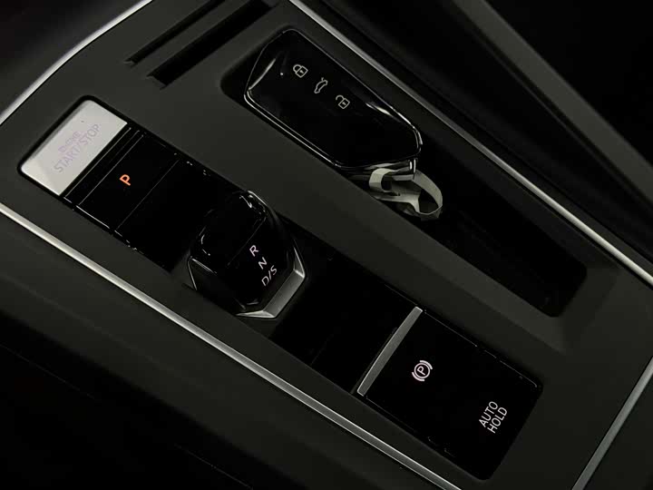 Фото 6 - Volkswagen Golf