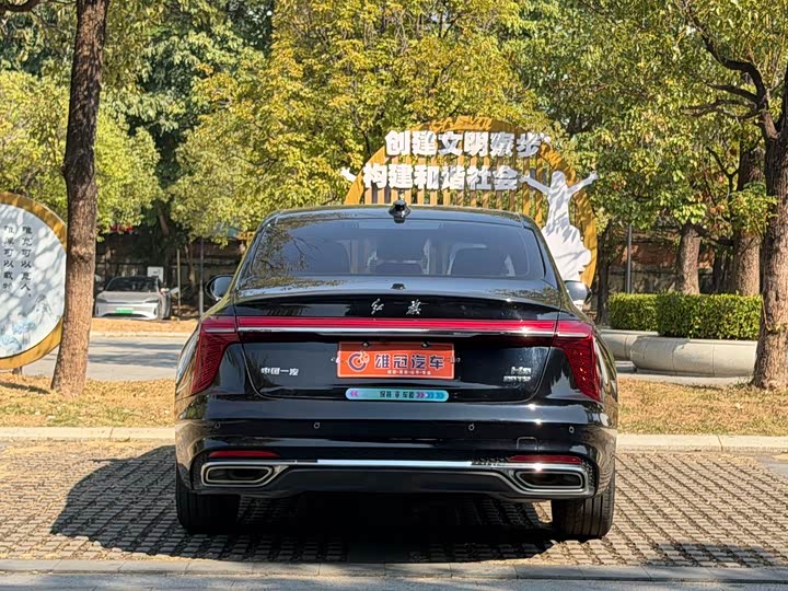 Фото 7 - Hongqi H5