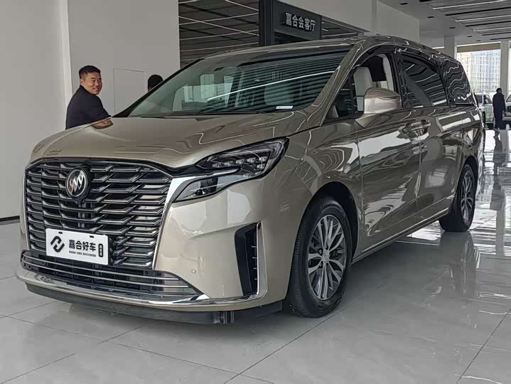 Фото 1 - Buick GL8 ES