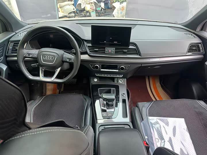 Фото 5 - Audi Q5L Sportback