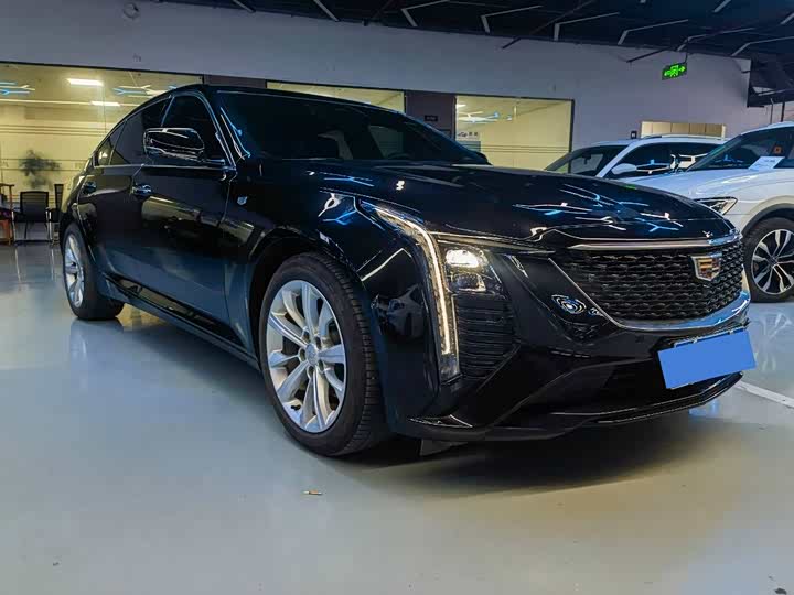 Фото 2 - Cadillac CT5