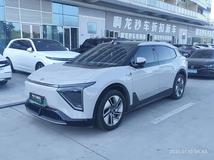 Фото 1 - HiPhi Y