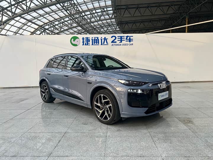 Фото 4 - Audi Q6L e-tron