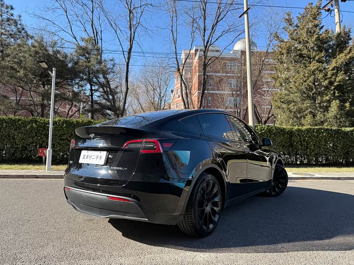 Фото 5 - Tesla Model Y