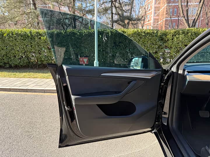 Фото 7 - Tesla Model Y