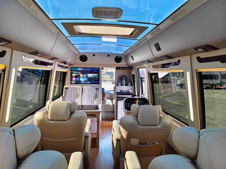 Фото 5 - Toyota Coaster