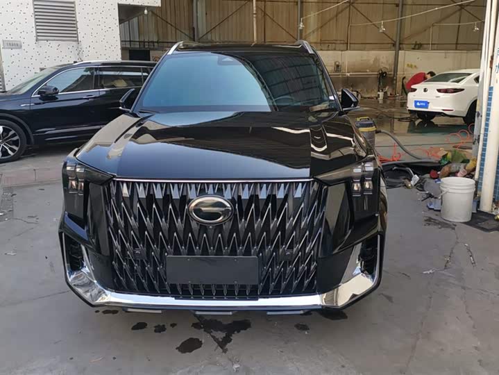 Фото 2 - GAC Trumpchi GS8