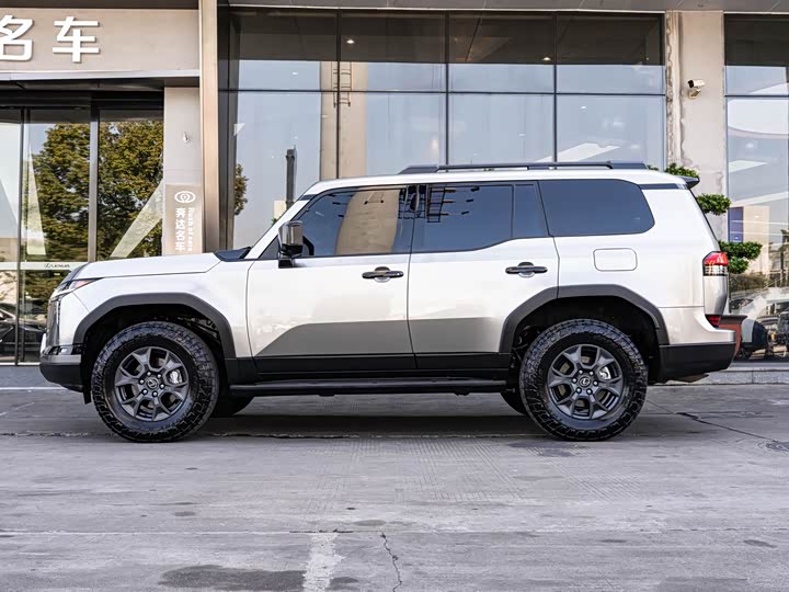 Фото 4 - Lexus GX