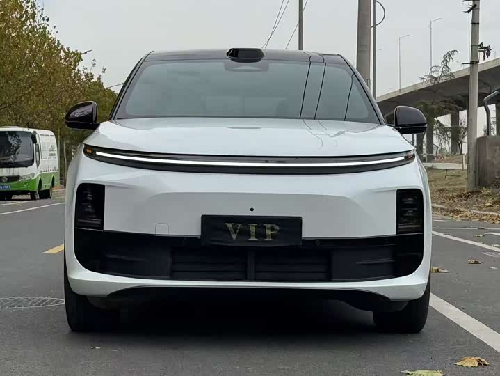 Фото 3 - LiXiang L6