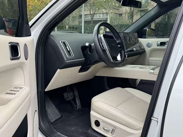 Фото 4 - LiXiang L6