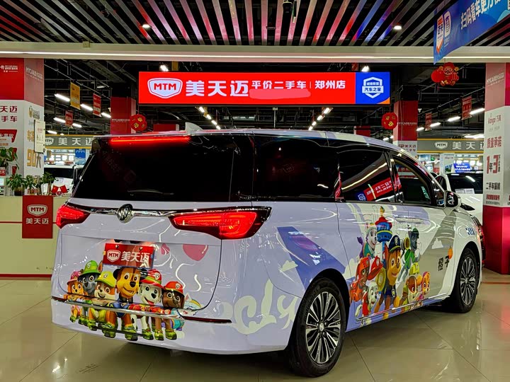 Фото 4 - Buick GL8 ES