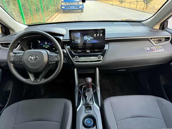 Фото 5 - Toyota Corolla Cross